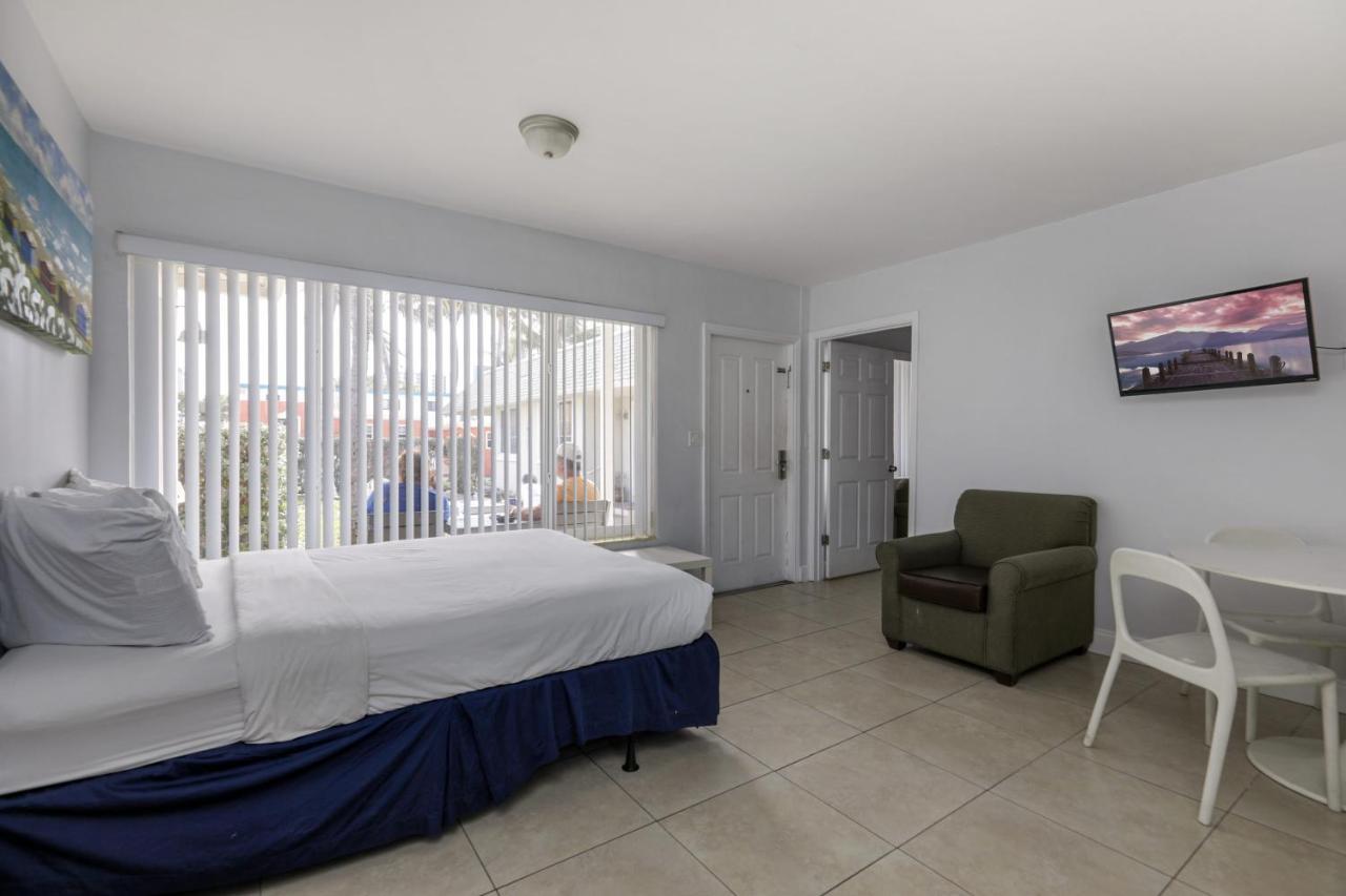 Hollywood Broadwalk Oceanside Hotel Екстериор снимка